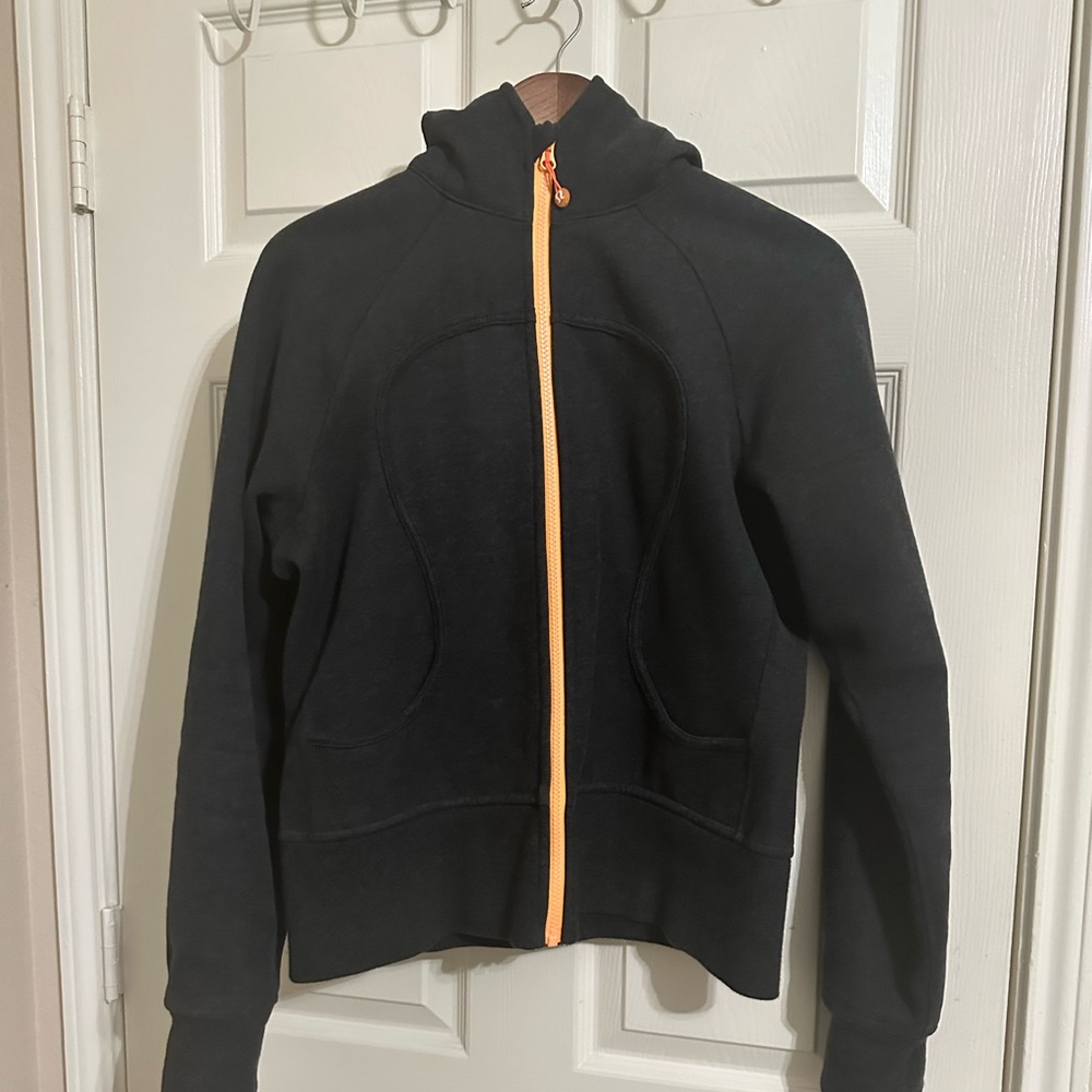 Like new Lululemon hood.